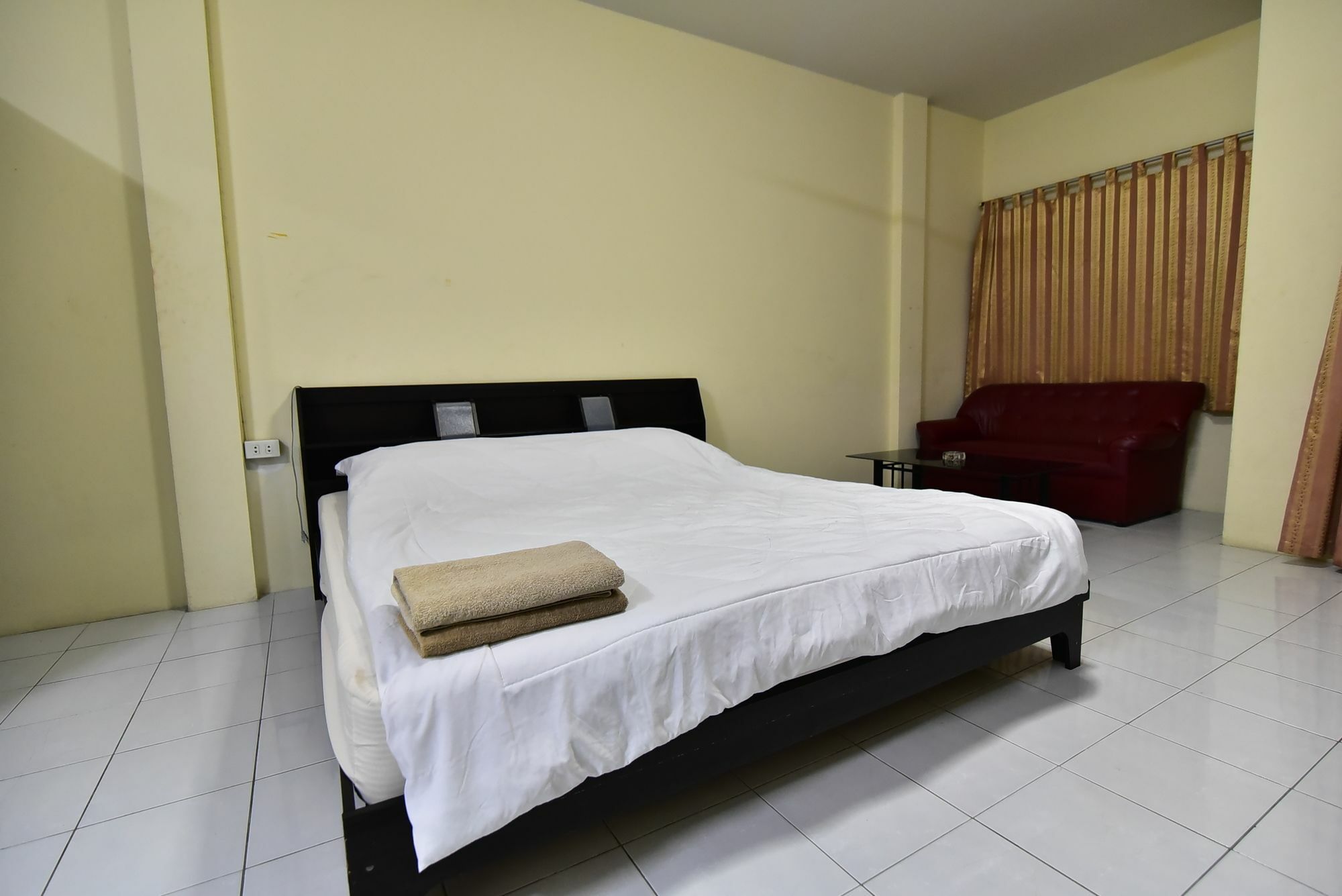 Kaesai Place Pattaya Extérieur photo